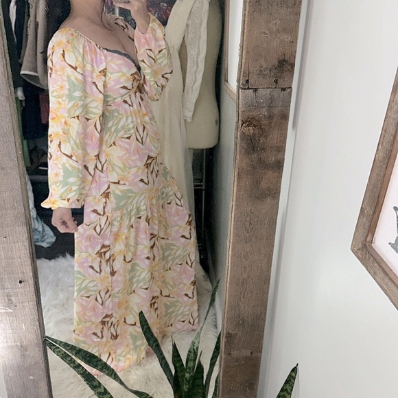 Roxy floral maxi dress boho size medium with waist cutout - Picture 1 of 5